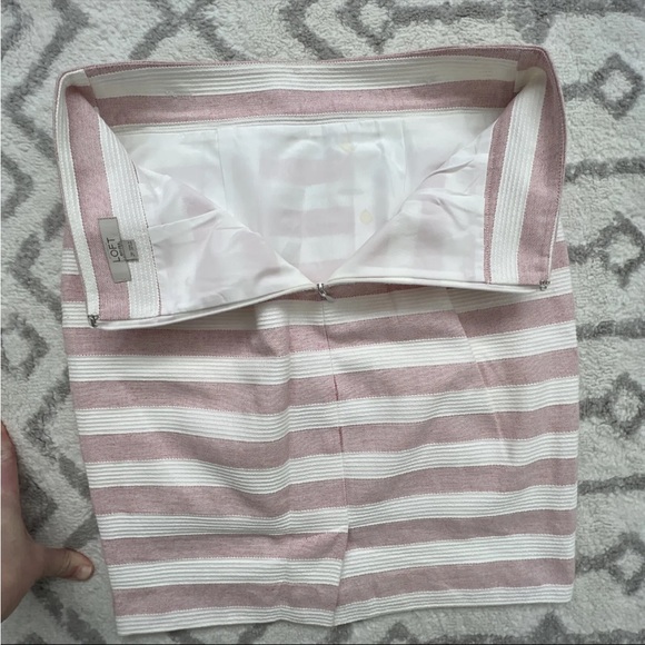 loft pencil skirt 2P pink white stripe chambray w buttons & pockets - Picture 3 of 8